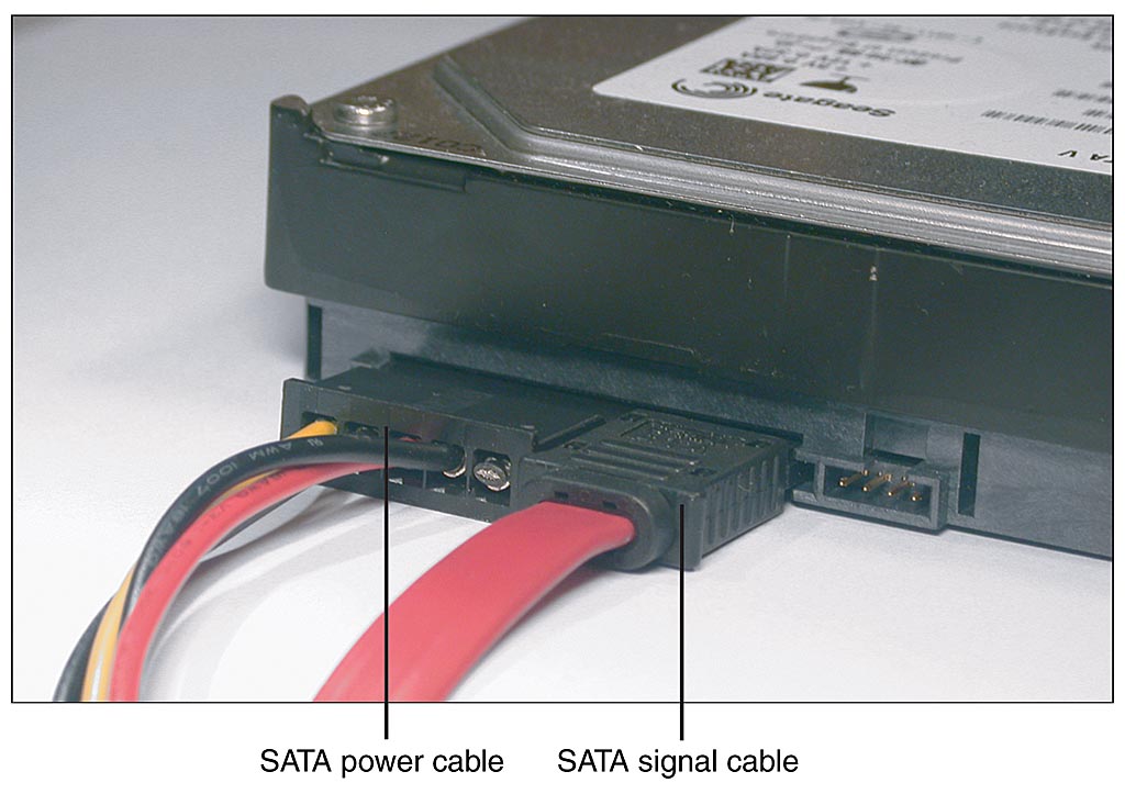 Check the power cable and the SATA/IDE data cable connected to the DVD drive.
Make sure the cables are securely connected and not damaged.