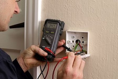 If you are unsure of how to troubleshoot or fix the issue, contact a professional electrician to assess and repair the problem
Do not attempt to make any repairs if you do not have the proper knowledge and experience to do so