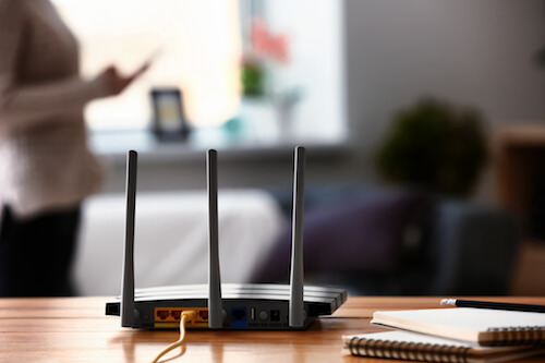 Make sure you're connected to a strong and stable Wi-Fi network or cellular data connection.
Restart your Wi-Fi router or modem to reset the connection.