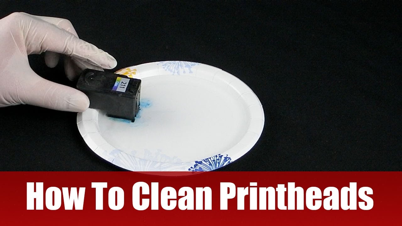 Soak the printhead in a bowl of warm water for 10 minutes.
Gently shake the printhead to remove any excess water.